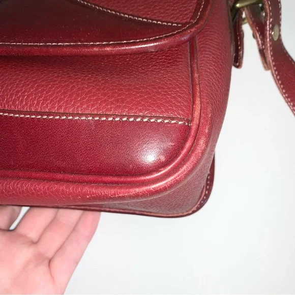 ❤️RARE❤️ Vintage Dooney and Bourke Oxblood Burgundy Maroon Carrier Crossbody Bag - Picture 8 of 16